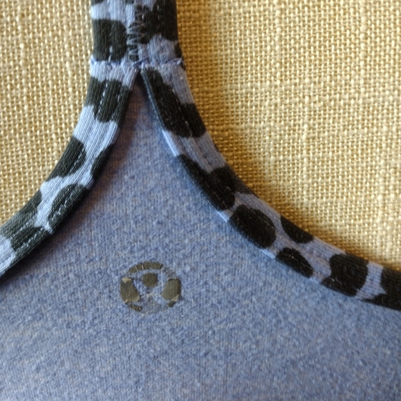 Lululemon Blue tank with animal print straps - Picture 4 of 4